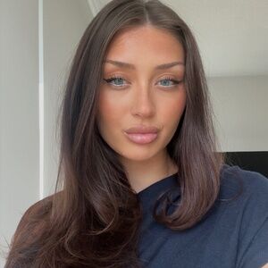 Meet your Posher, Mackenzie